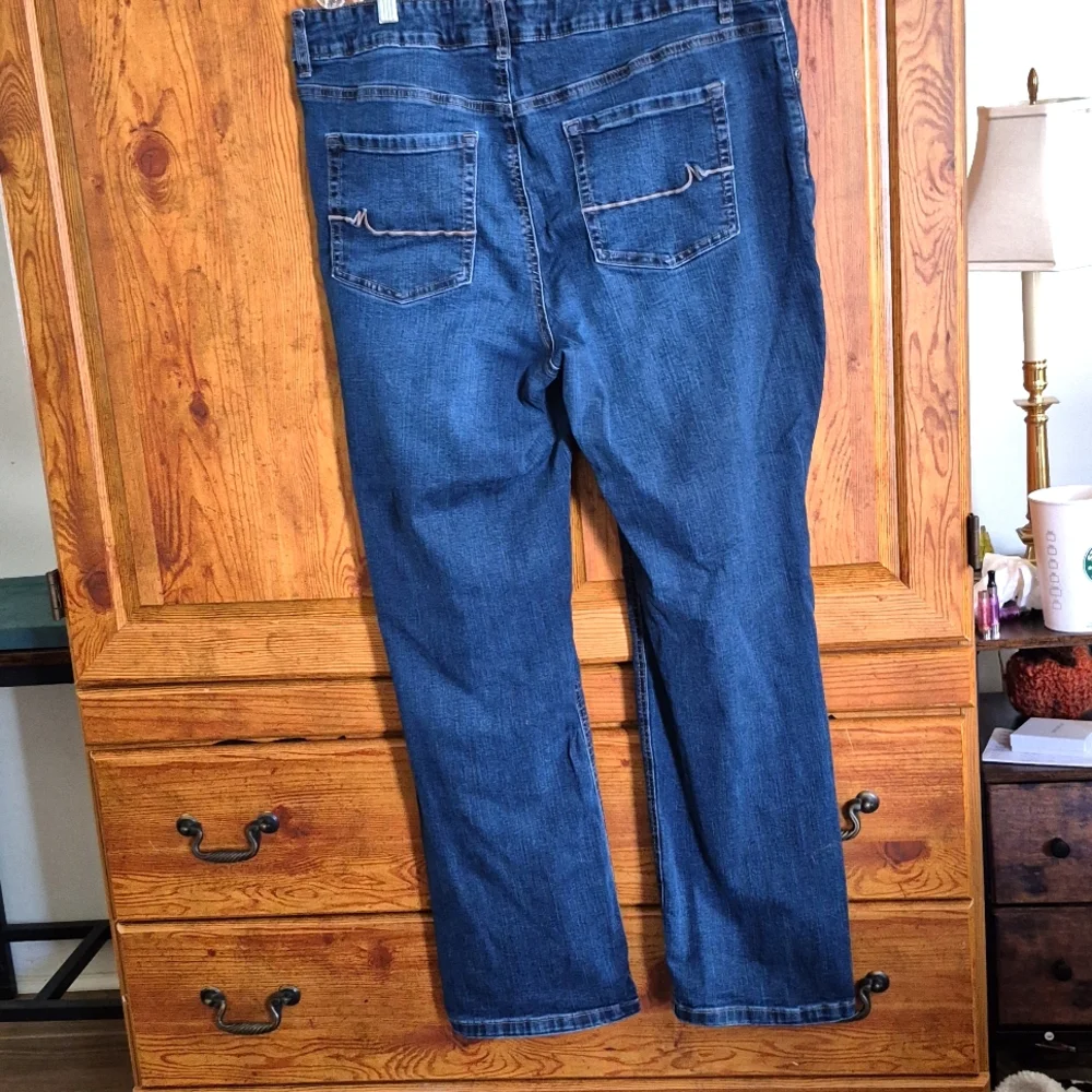 Maurices M Mid-Rise Stretch Straight Leg Jeans 18W